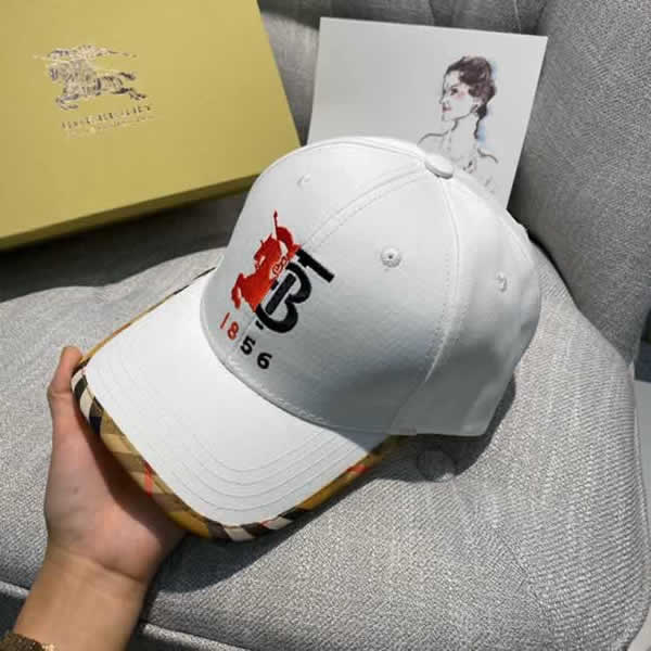 New Summer Burberry Baseball Mesh Caps Snapback Hat Fashionable Sports Hiphop Trucker Hat God Men Women Cap