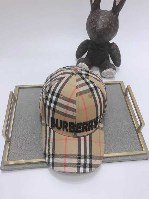 Fake New Burberry Baseball Cap Spring Summer Caps Men Women Outdoor Sun Shade Hat Adjustable Wild Hat
