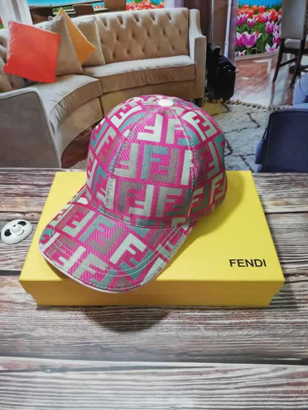 Summer 2020 Brand New Cotton Mens Fendi Hat Light Board Solid Color Unisex Women Men Hats Baseball Cap Fitted Snapback Casual Caps